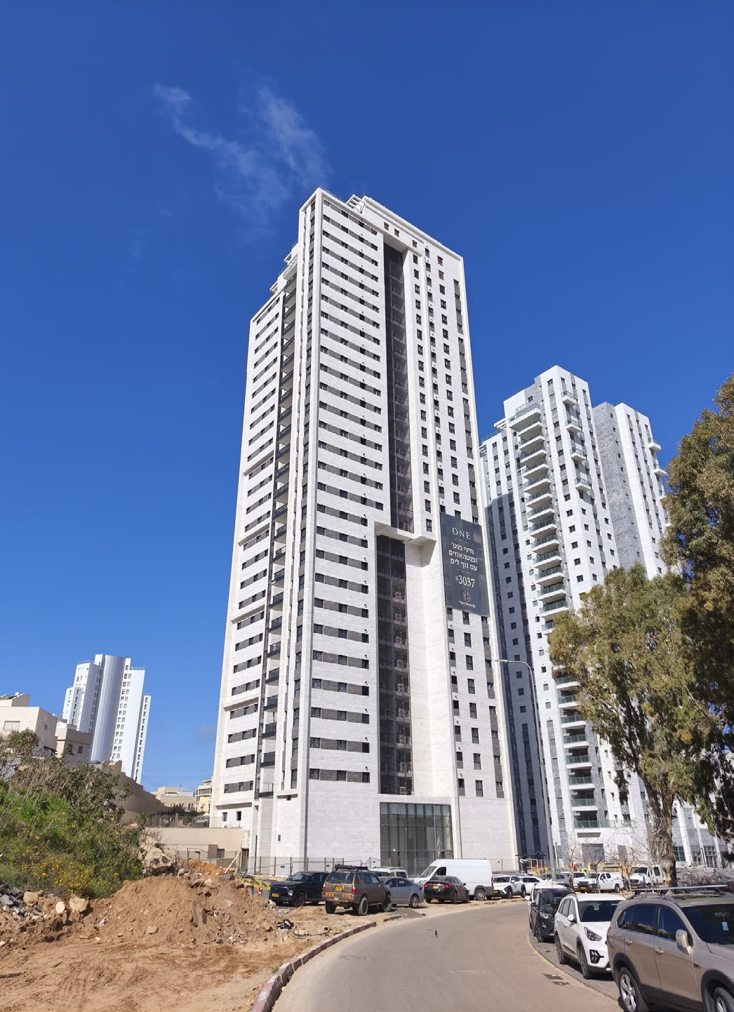 צילום חוץ פרויקט REEF 1001 - עץ השקד נדל"ן